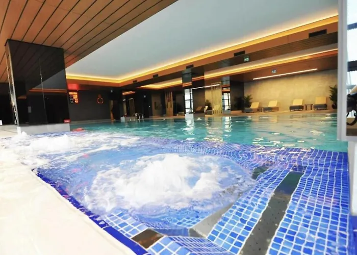 Beautiful Bright 2bed - Parkingpoolterrace! #341