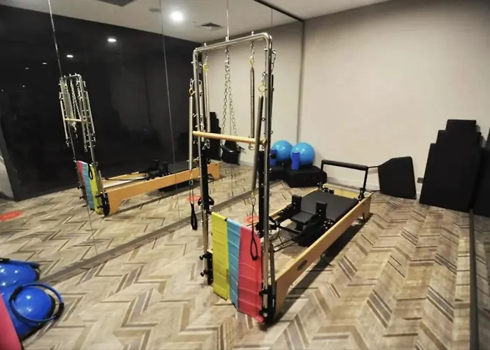 公寓 Beautiful Bright 2bed - Parkingpoolterrace! #341 伊斯坦布尔