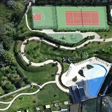 Beautiful Bright 2bed - Parkingpoolterrace! #341 아파트 이스탄불