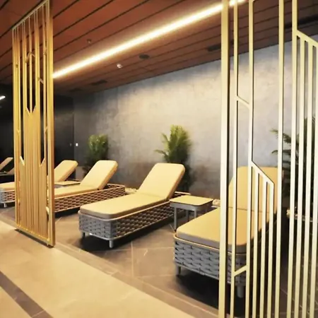 Beautiful Bright 2bed - Parkingpoolterrace! #341 *