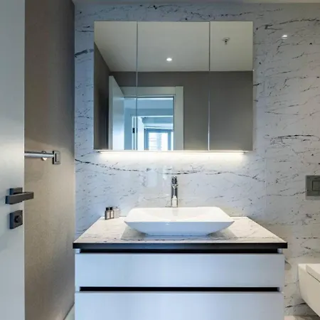 Beautiful Bright 2bed - Parkingpoolterrace! #341 Apartment