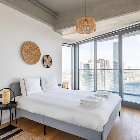 Beautiful Bright 2bed - Parkingpoolterrace! #341 דירה *