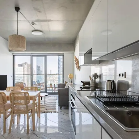 Beautiful Bright 2bed - Parkingpoolterrace! #341 איסטמבול