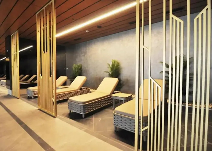 Beautiful Bright 2bed - Parkingpoolterrace! #341 *