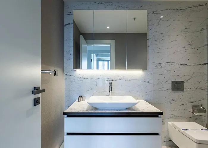 Beautiful Bright 2bed - Parkingpoolterrace! #341 شقة